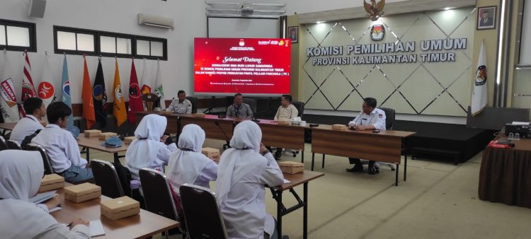 KPU Kaltim  di Kunjungi Generasi Z  Ingin  Mengenal Tatacara Memilih pad Pilkada November 2024