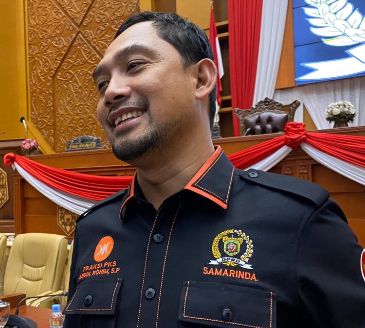 Fotografer Lokal di Teras Samarinda Dilarang, Abdul Rohim Desak Pemkot Fleksibel