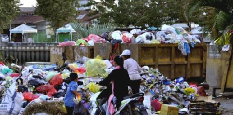 DPRD Samarinda Desak DLH Cari Solusi untuk Penumpukan Sampah di TPA Sambutan