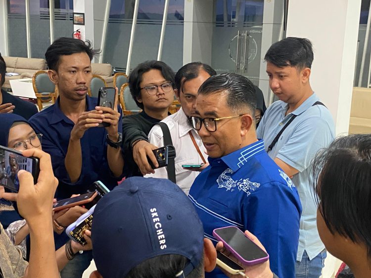 Pj Gubernur Kaltim Umumkan Penetapan UMK Kaltim 2025.