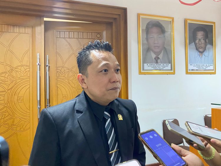Ketua Komisi III DPRD Samarinda: Tugu Pesut Bukan Sekadar Bentuk, Tapi Representasi Seni Modern