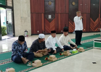 Bupati Kukar Berbuka Puasa Bersama Jamaah di Masjid Agung