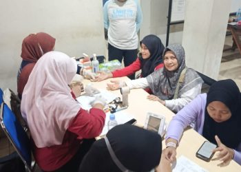 PWI Kaltim Gelar Donor Darah dan Pemeriksaan Kesehatan Gratis